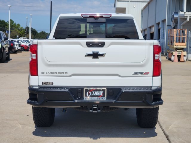Used 2026 Chevrolet Silverado 1500 ZR2 AWD/4WD image 6