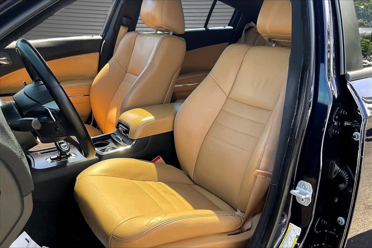 Used 2012 Dodge Charger SXT Plus RWD image 20