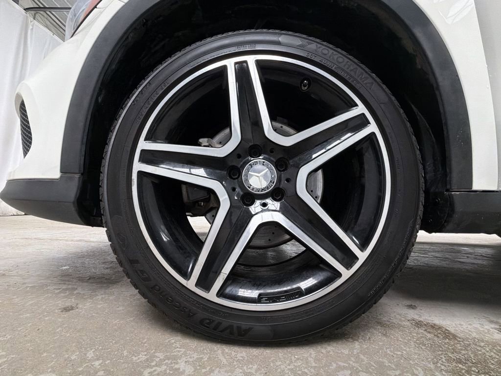 Used 2017 Mercedes-Benz GLA 250 4MATIC image 14
