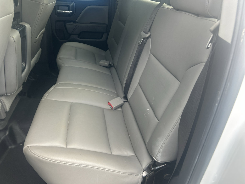 Used 2018 Chevrolet Silverado 2500 W/T w/ WT Convenience Package AWD/4WD image 17