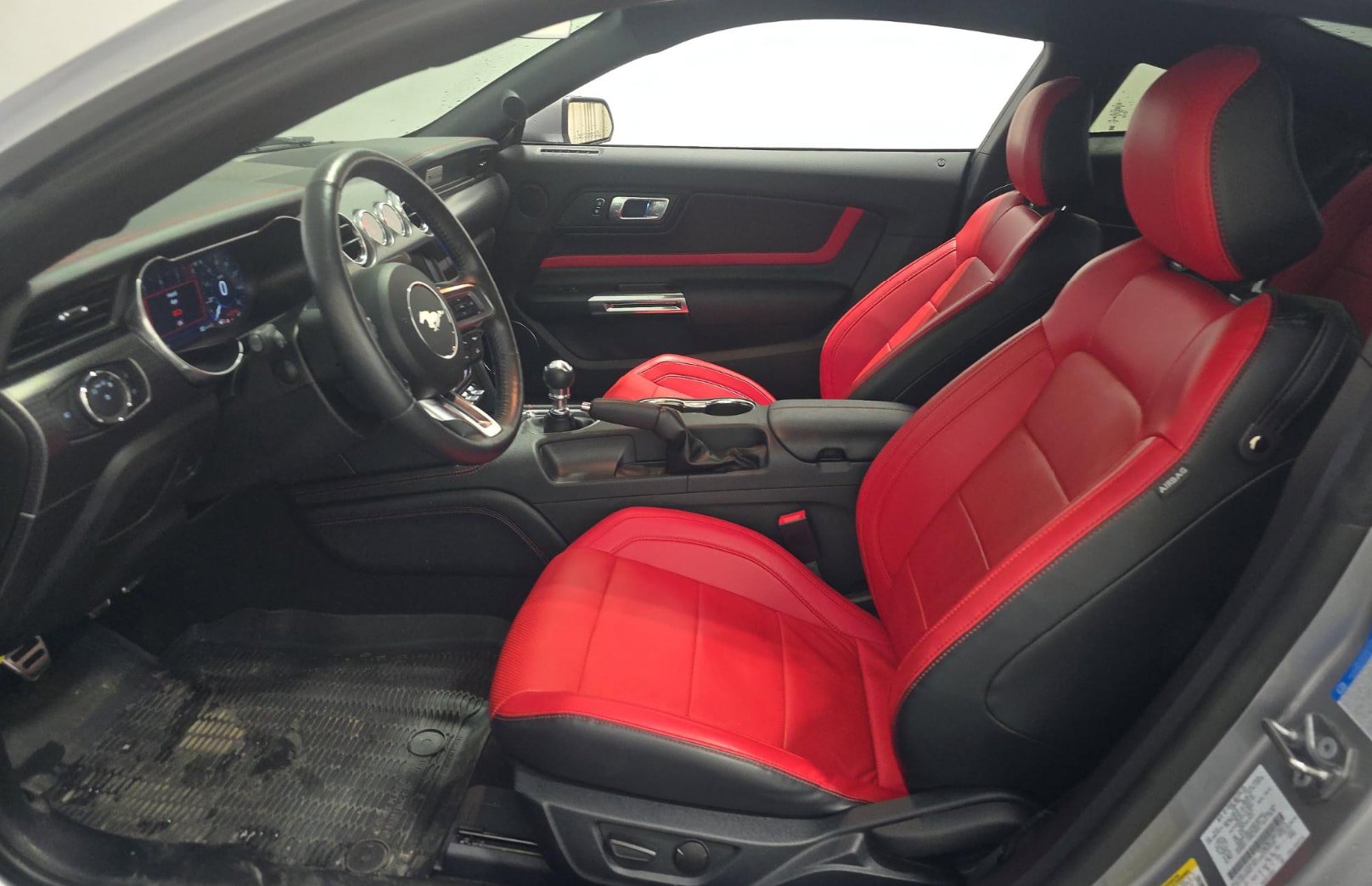 Used 2021 Ford Mustang GT Premium w/ GT Performance Package RWD image 7