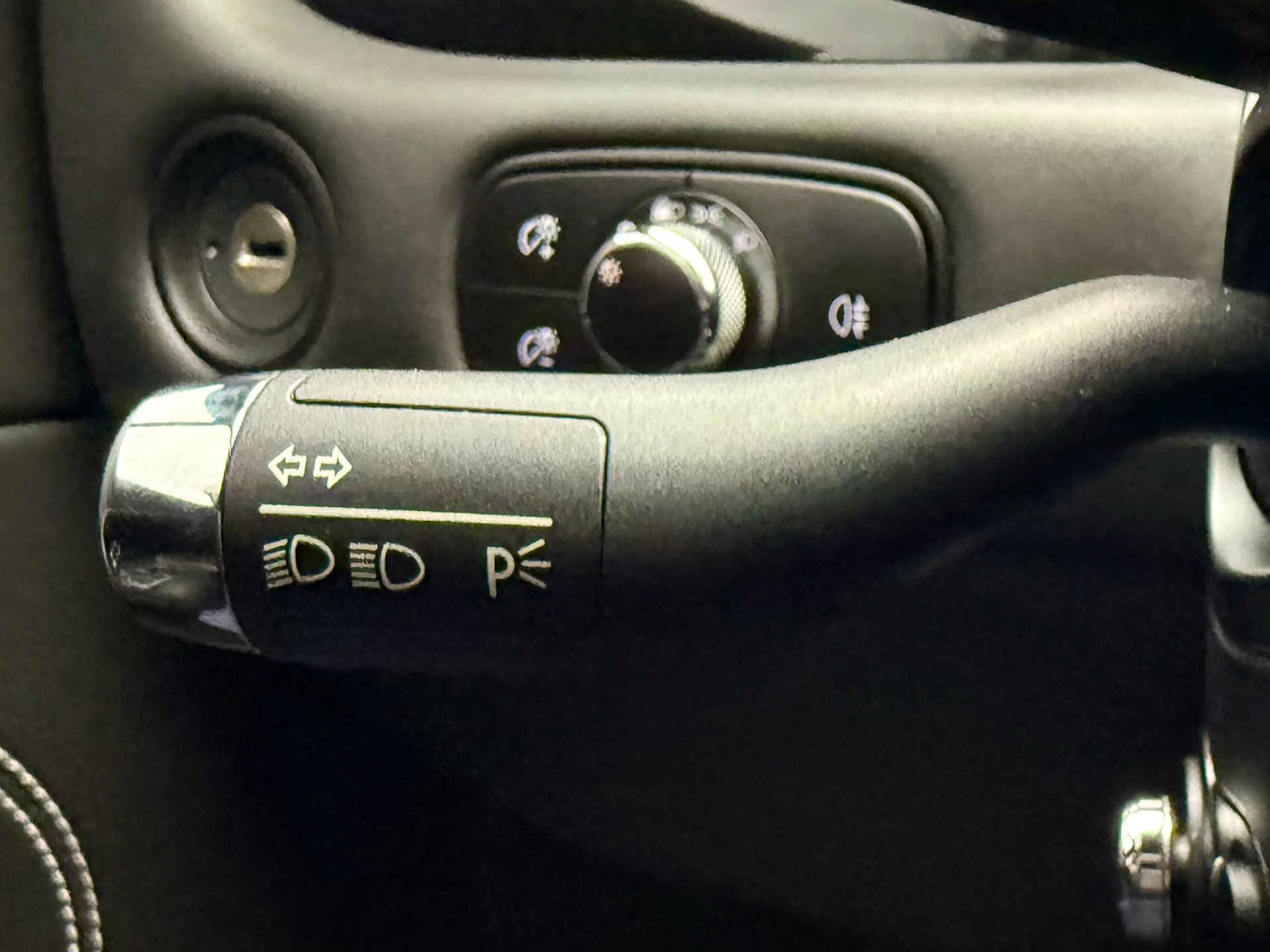 Used 2017 Bentley Continental GT AWD/4WD image 31