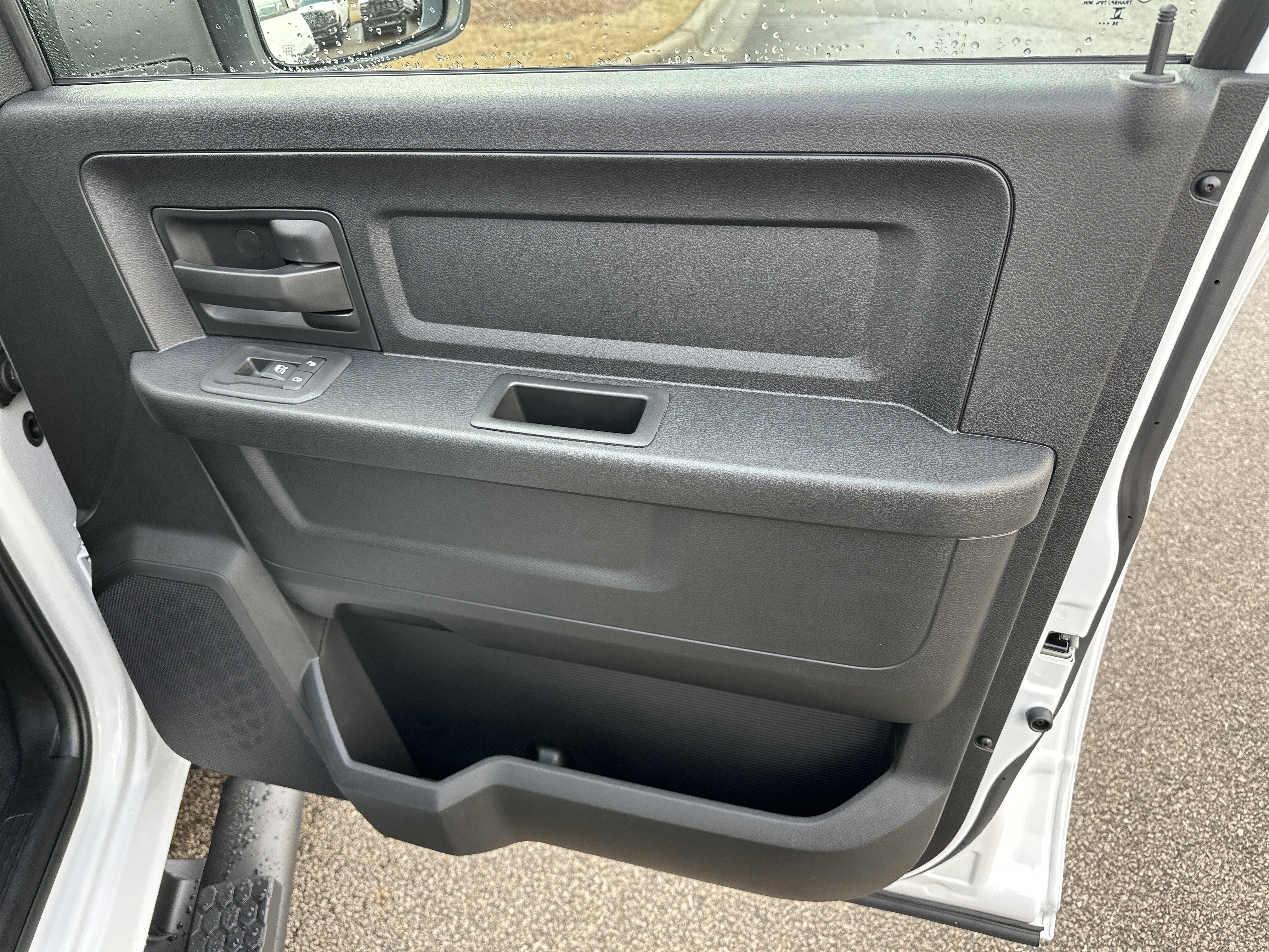 New 2026 RAM 2500 Tradesman AWD/4WD image 14