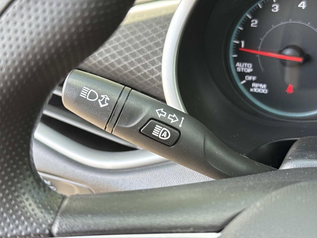 Used 2024 Chevrolet Malibu LT FWD image 37