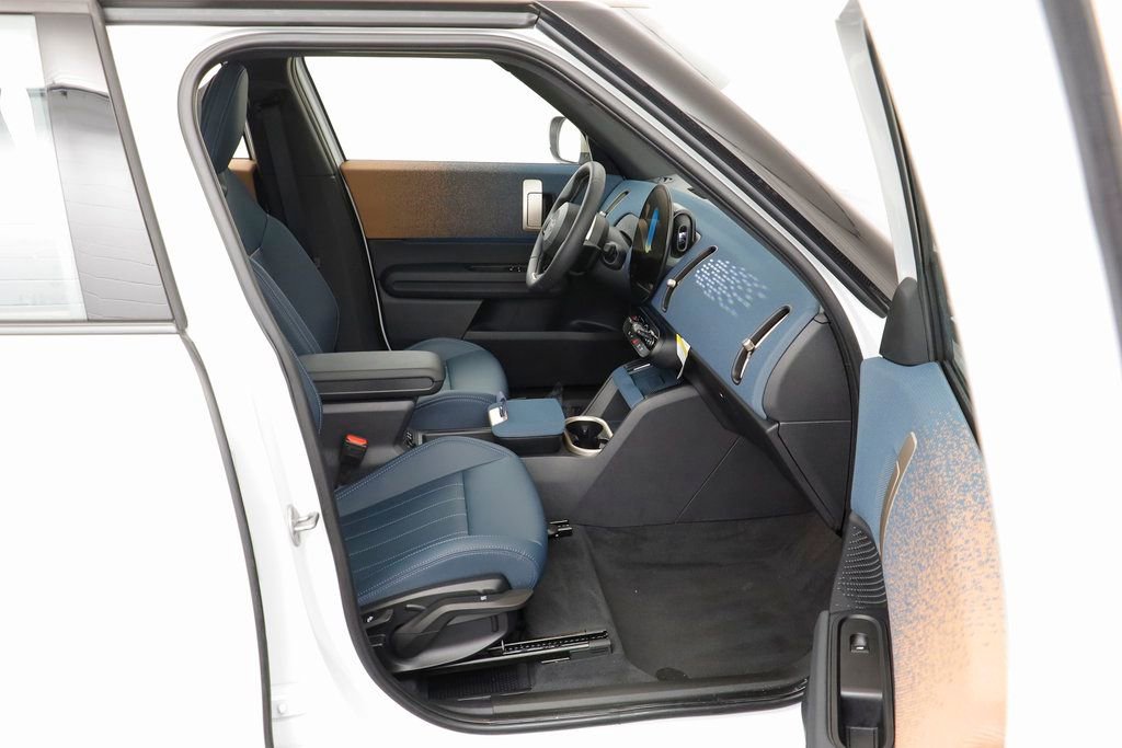 Certified 2025 MINI Cooper Countryman S image 18