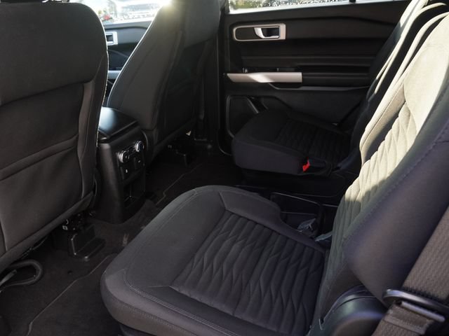 Used 2021 Ford Explorer XLT RWD image 13