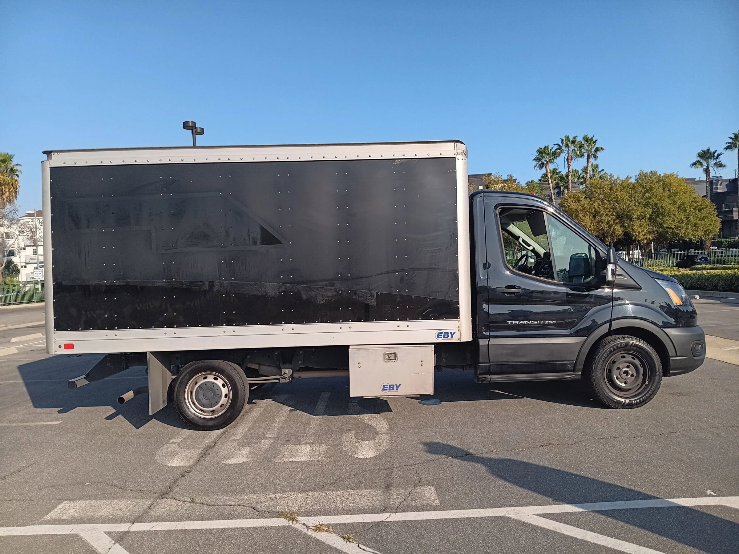 Used 2020 Ford Transit 250 138 image 4