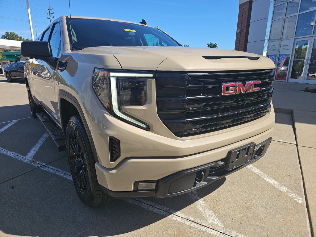 Used 2022 GMC Sierra 1500 Elevation AWD/4WD image 6