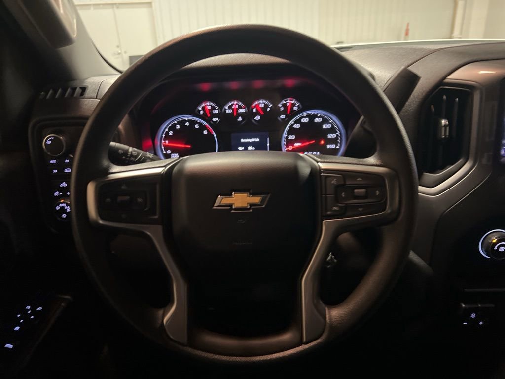 Used 2020 Chevrolet Silverado 1500 Custom w/ Custom Max Trailering Package image 13