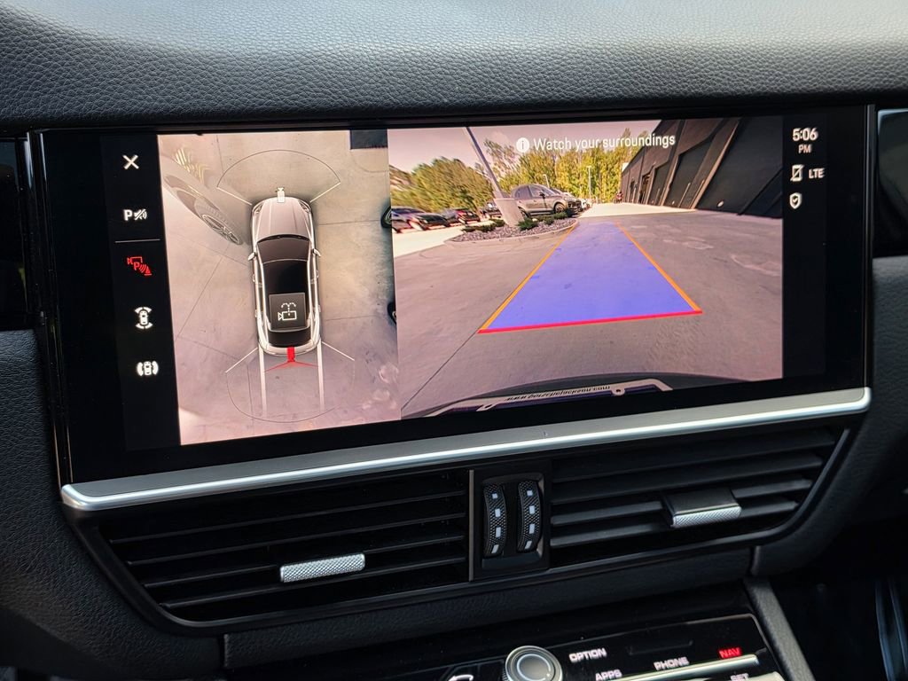 Certified 2023 Porsche Cayenne Coupe image 13