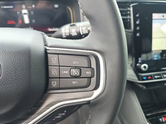 Used 2024 Jeep Wagoneer Series II w/ Flexible Seating Group image 41