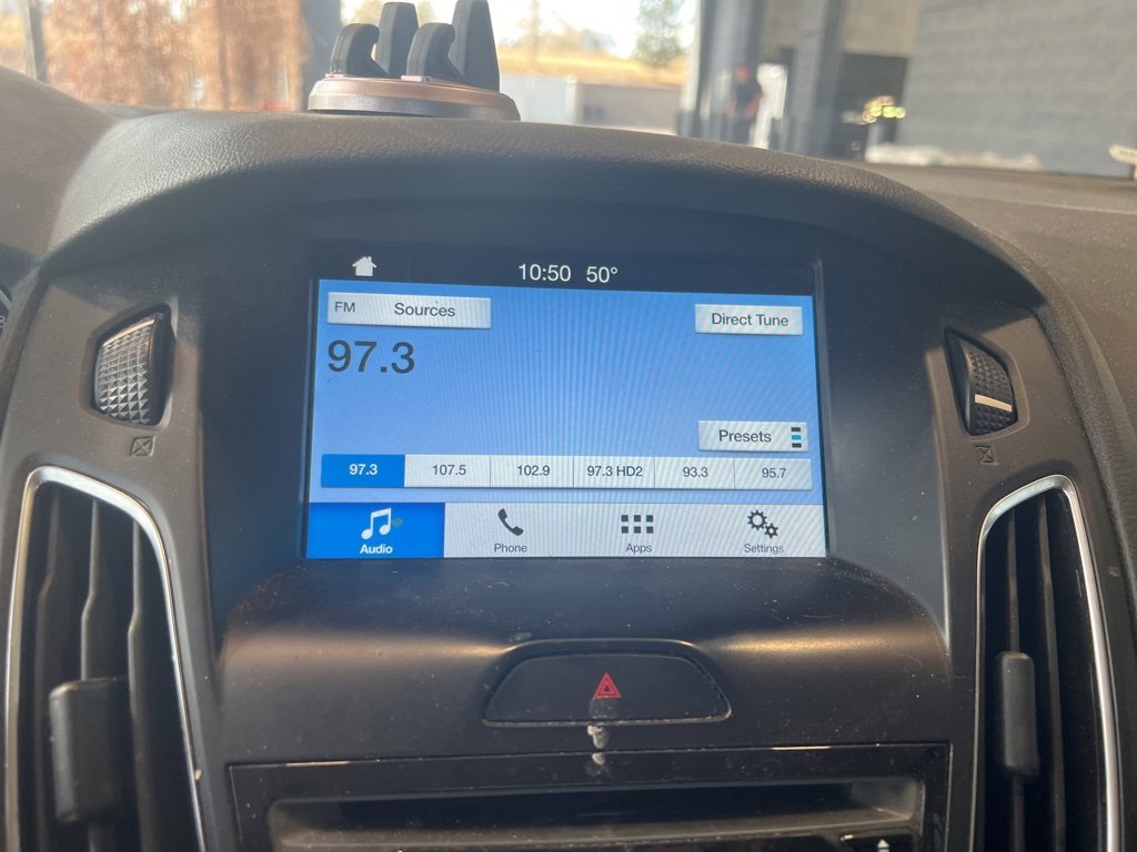 Used 2018 Ford Focus SEL w/ Cold Weather Package image 6