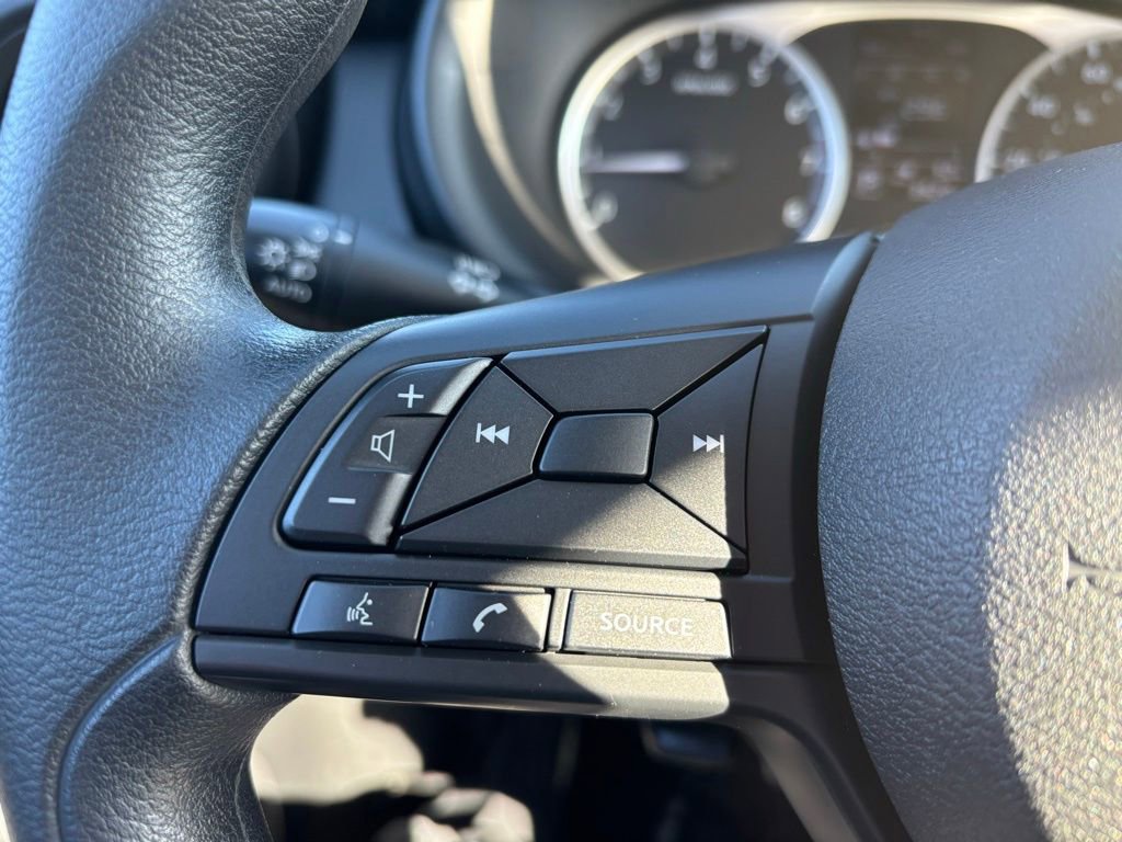 Used 2025 Nissan Kicks Play S image 20