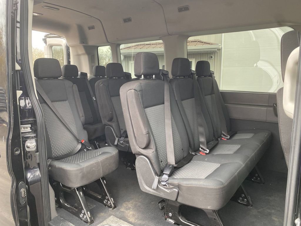 Used 2023 Ford Transit 350 XLT image 28