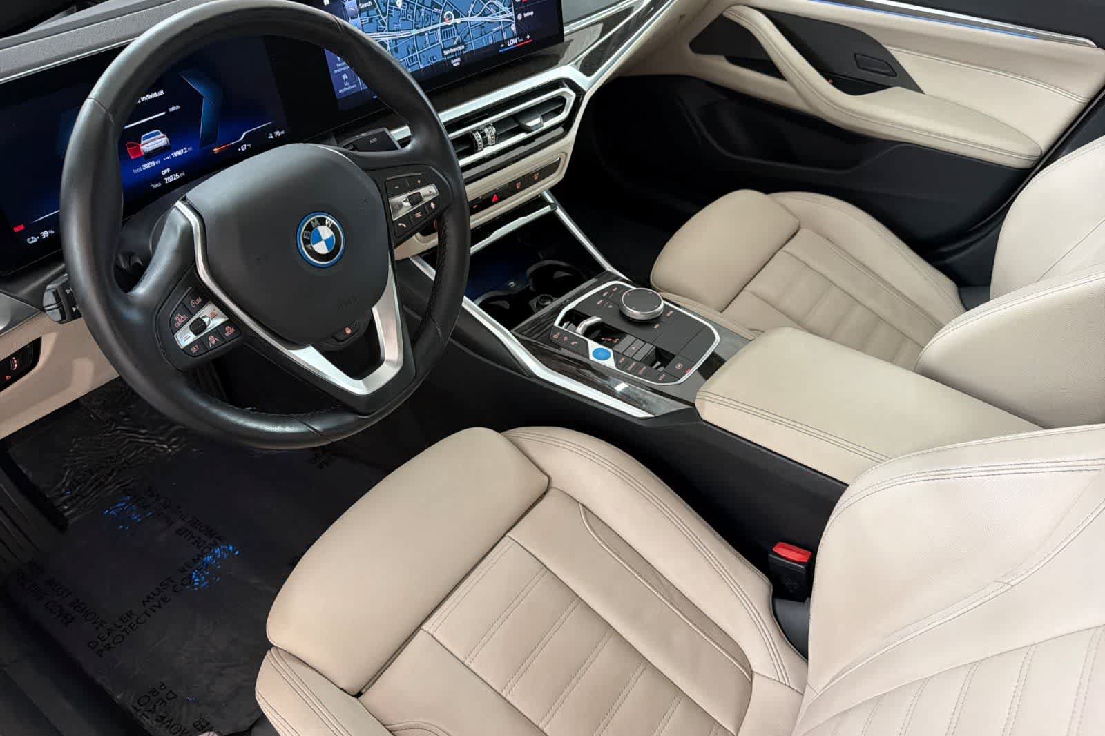 Used 2023 BMW i4 eDrive35 RWD image 11