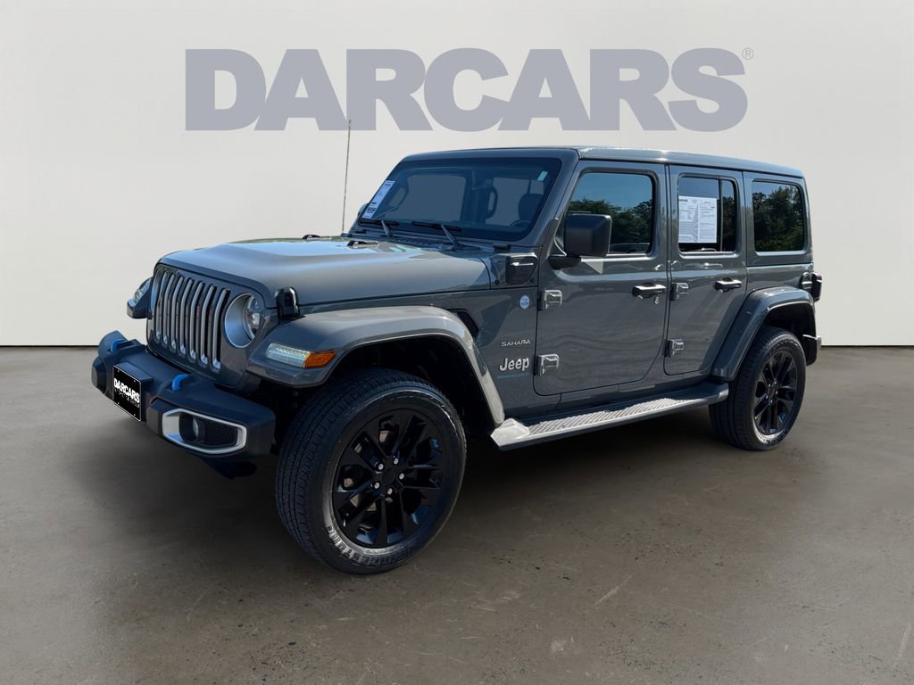 Used 2023 Jeep Wrangler Unlimited Sahara w/ Cold Weather Group AWD/4WD image 3