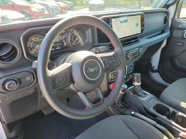 Used 2024 Jeep Wrangler Unlimited Rubicon AWD/4WD image 28