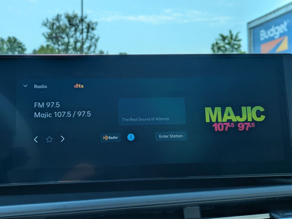 Used 2025 Hyundai Santa Fe SEL AWD/4WD image 19