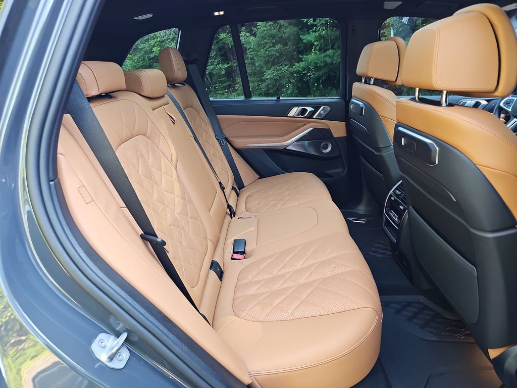 Used 2026 BMW X5 M60i AWD/4WD image 28