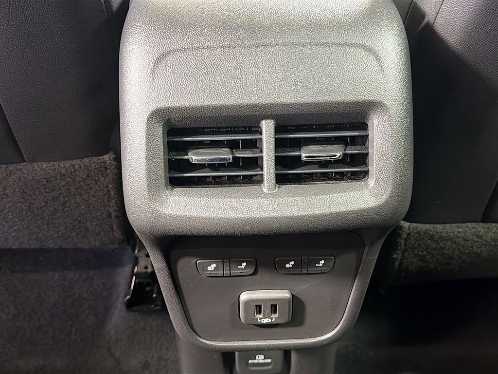 Used 2021 Chevrolet Equinox Premier AWD/4WD image 28