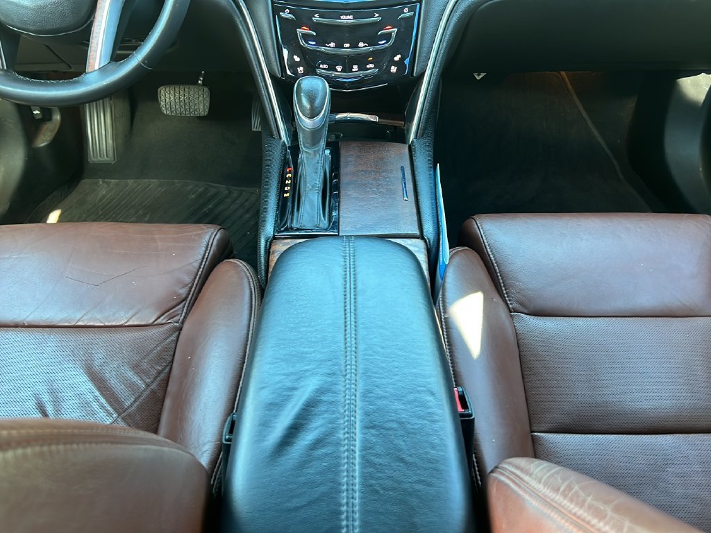 Used 2015 Cadillac XTS Luxury FWD image 15