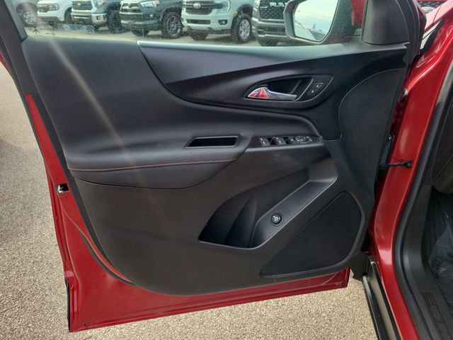 Used 2022 Chevrolet Equinox RS w/ LPO, Floor Liner Package FWD image 24