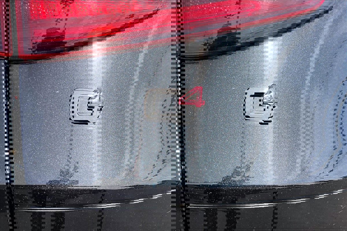 Used 2019 Alfa Romeo Stelvio Ti w/ Nero Edizione image 8