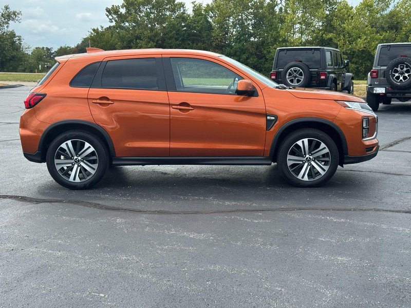 Used 2024 Mitsubishi Outlander Sport AWD image 2