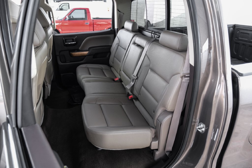 Used 2015 Chevrolet Silverado 1500 LTZ w/ LTZ Plus Package RWD image 38
