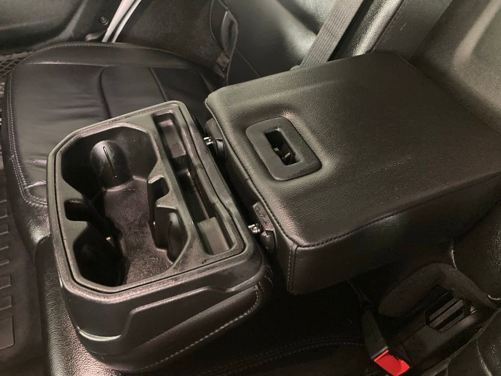 Used 2020 Jeep Wrangler Unlimited Sahara AWD/4WD image 15