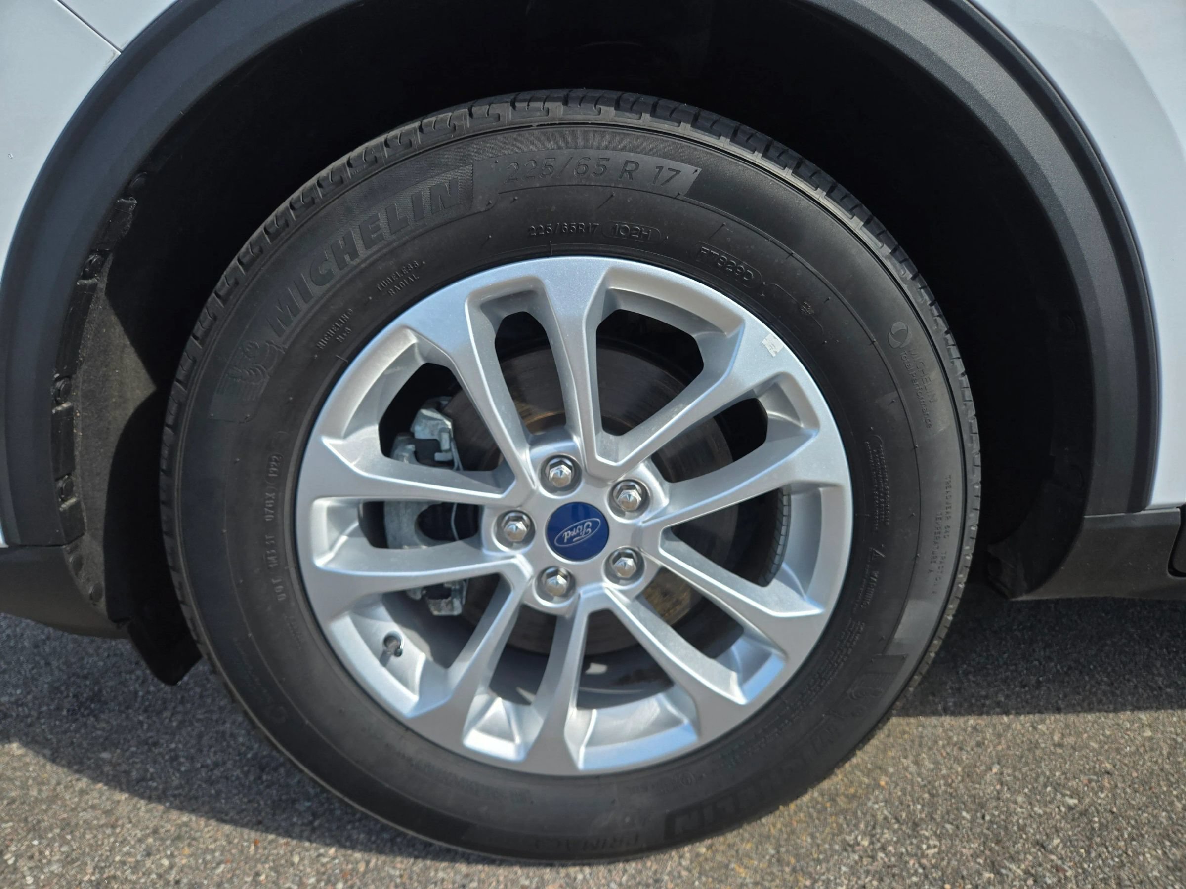 Used 2022 Ford Escape SE FWD image 15