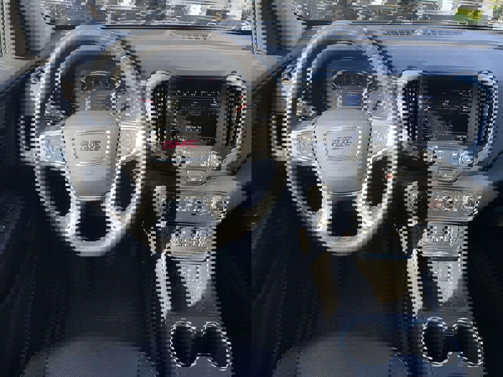 Used 2021 GMC Terrain SLT w/ LPO, Floor Liner Package image 11