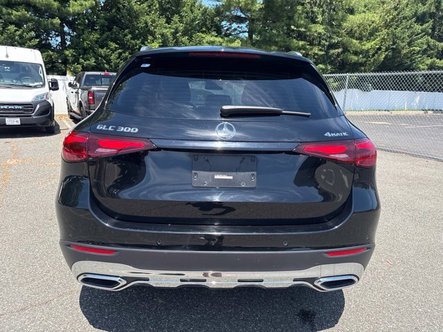 Used 2024 Mercedes-Benz GLC 300 4MATIC image 16