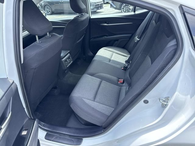Used 2025 Toyota Camry LE AWD/4WD image 16