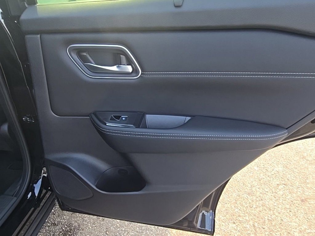 New 2026 Nissan Rogue Platinum w/ Platinum Premium Package image 32