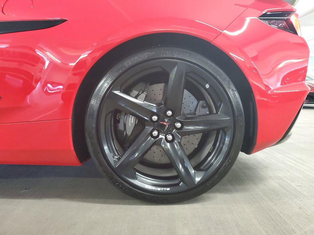 Used 2023 Chevrolet Corvette Z06 w/ Z07 Performance Package RWD image 6
