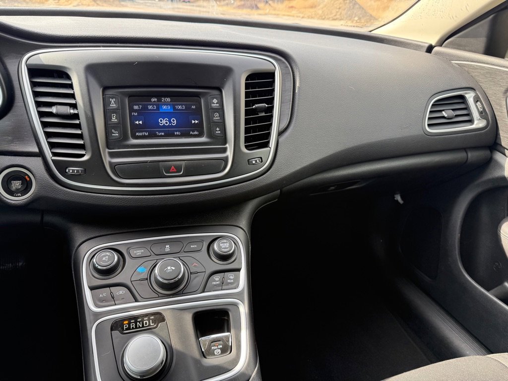 Used 2017 Chrysler 200 LX FWD image 13