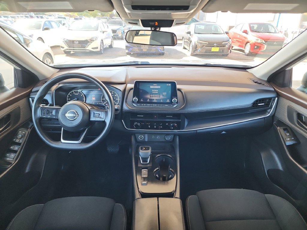 Used 2023 Nissan Rogue S FWD image 16