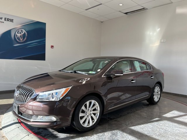 Used 2015 Buick LaCrosse Leather image 3