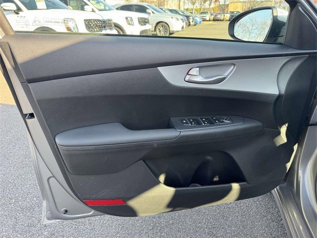 Certified 2023 Kia Forte LXS w/ LXS Technology Package image 14