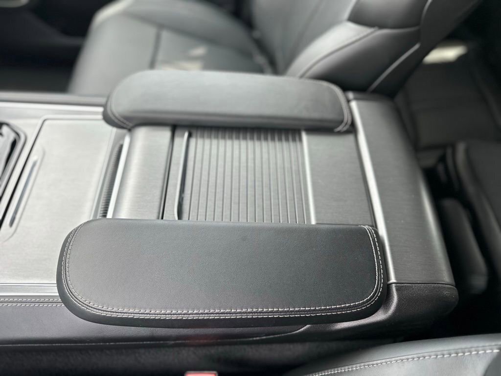 New 2026 Jeep Grand Wagoneer 4WD image 24