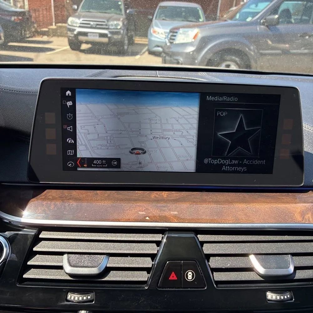 Used 2018 BMW 540i xDrive AWD/4WD image 26
