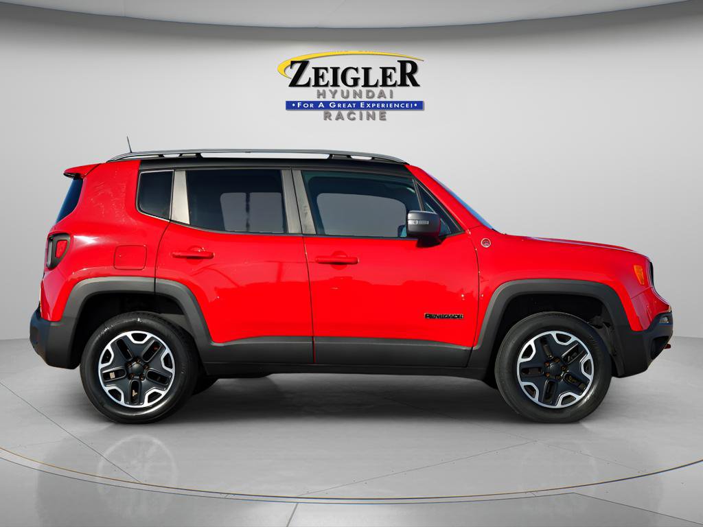 Used 2015 Jeep Renegade Trailhawk AWD/4WD image 8
