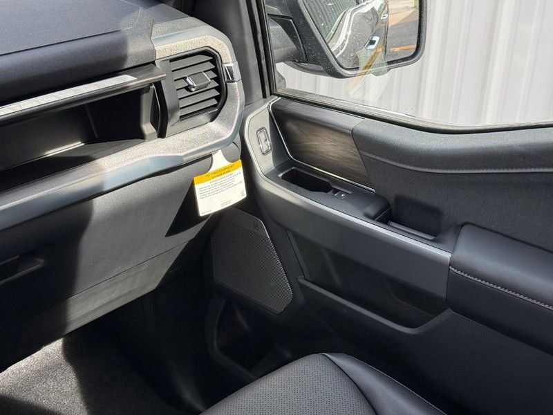 New 2026 Ford F150 Lariat image 15