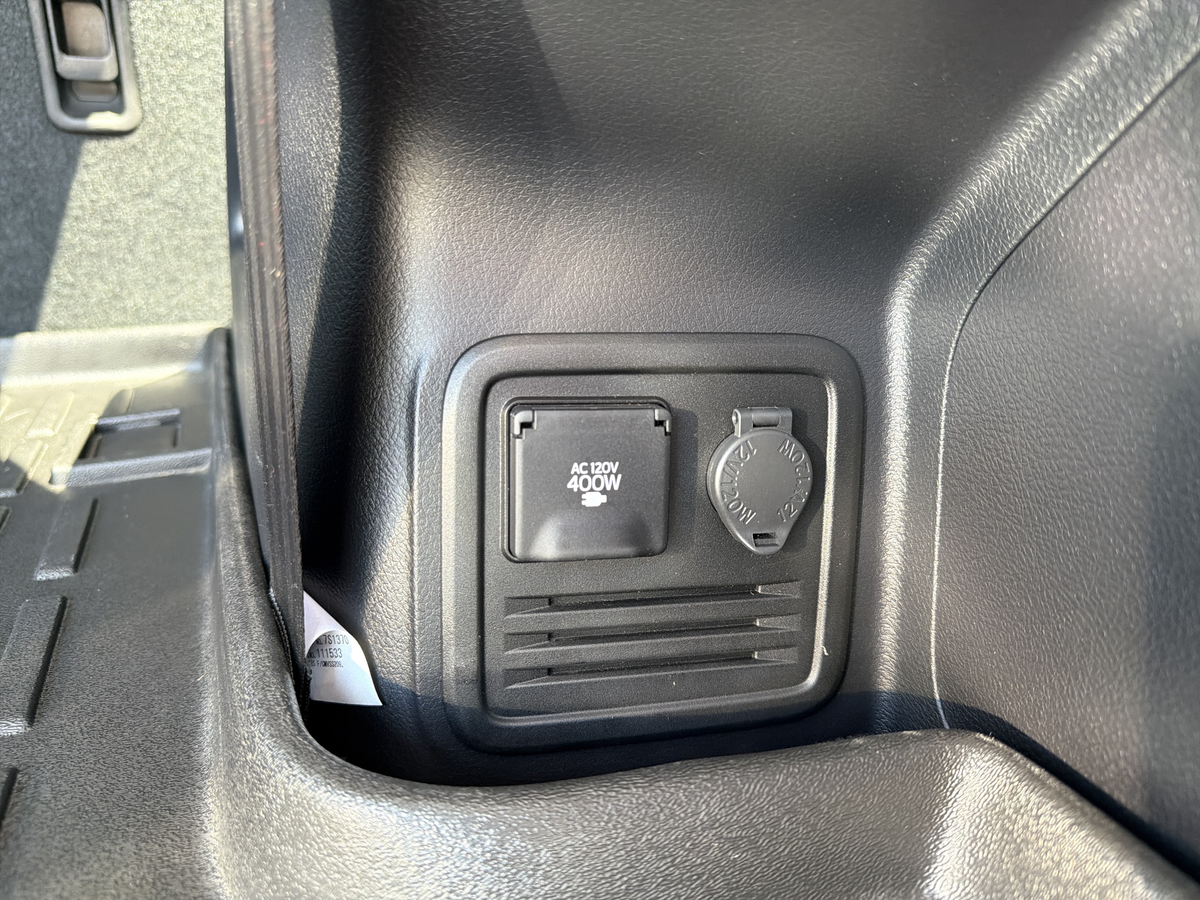 Used 2023 Toyota 4Runner SR5 Premium w/ Moonroof Package AWD/4WD image 27
