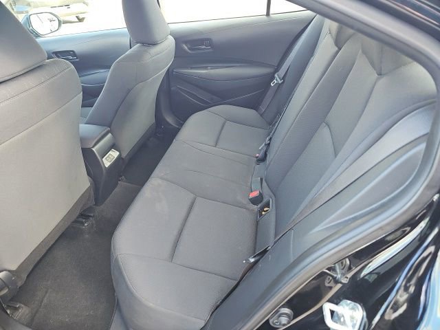 Used 2024 Toyota Corolla LE image 32