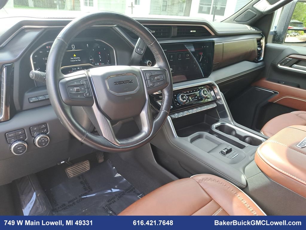 Used 2024 GMC Sierra 2500 Denali Ultimate image 16