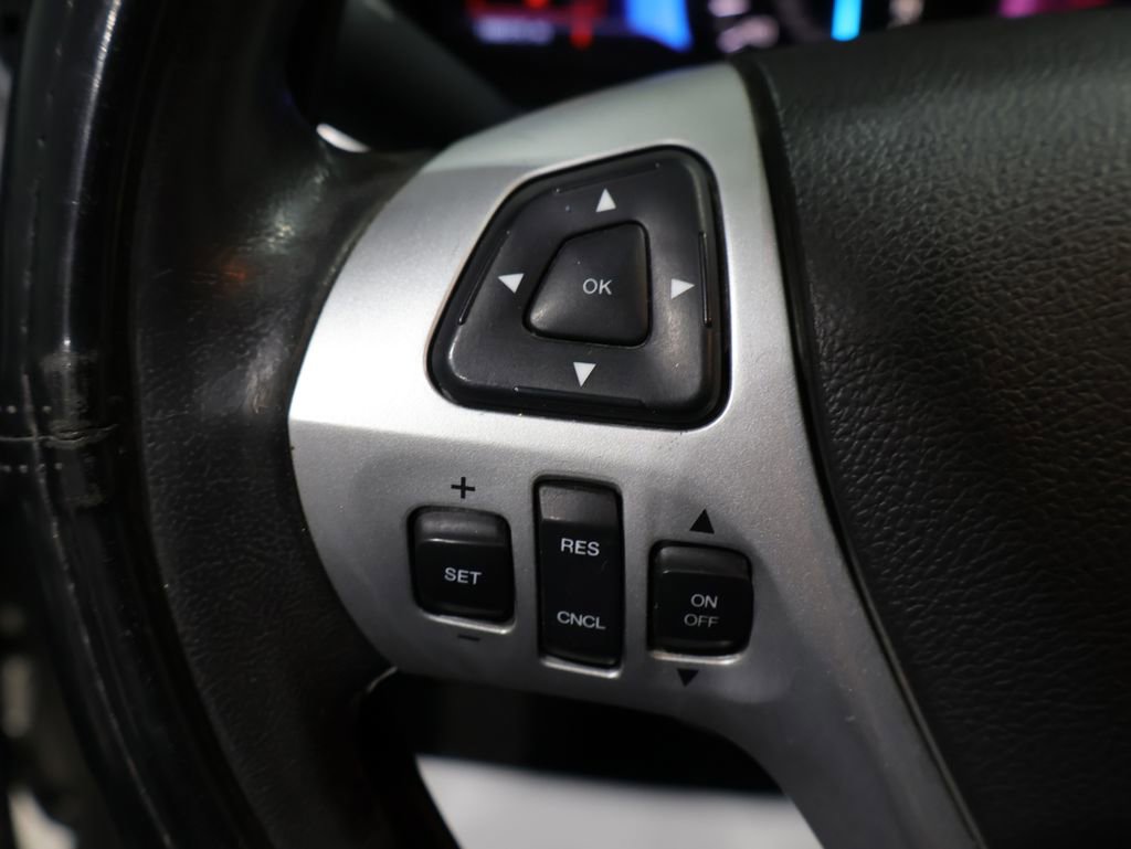 Used 2013 Ford Edge SEL image 33