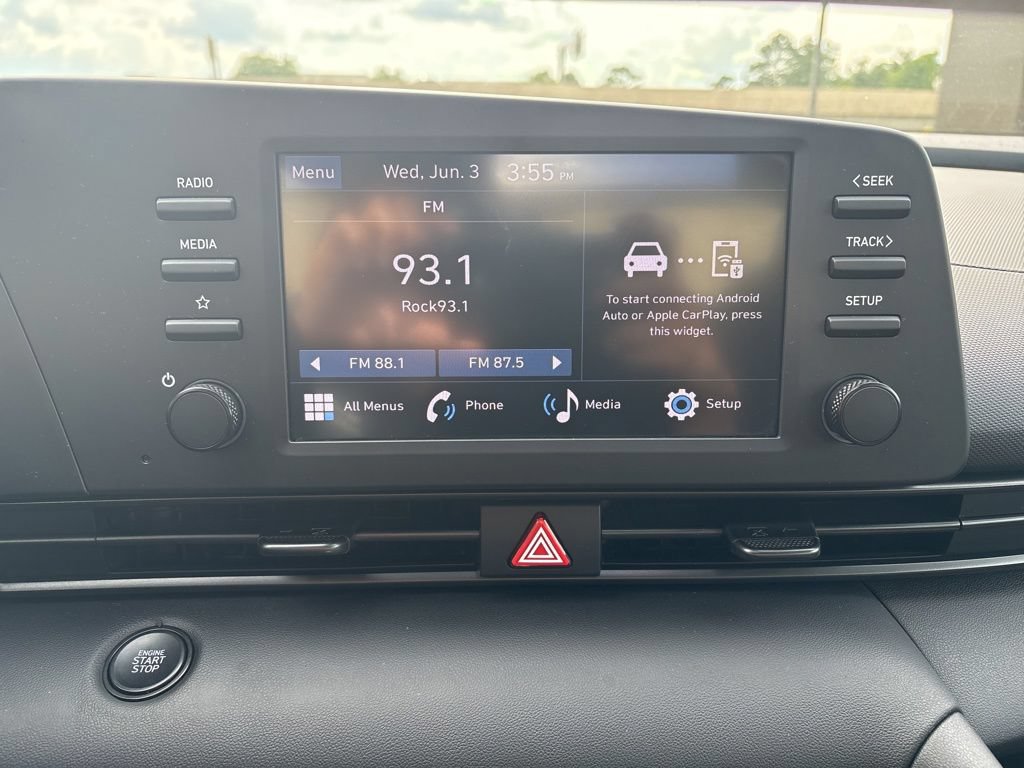 Certified 2025 Hyundai Elantra Sport w/ Cargo Package FWD image 20