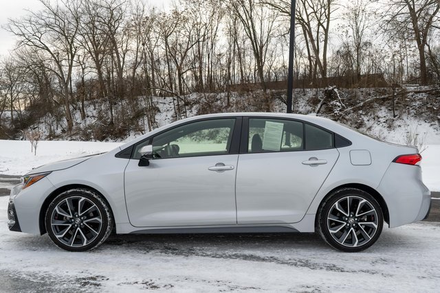Used 2022 Toyota Corolla SE image 9